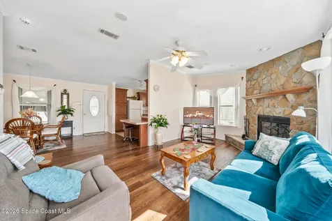 1854 Mango Street NE Palm Bay FL 32905
