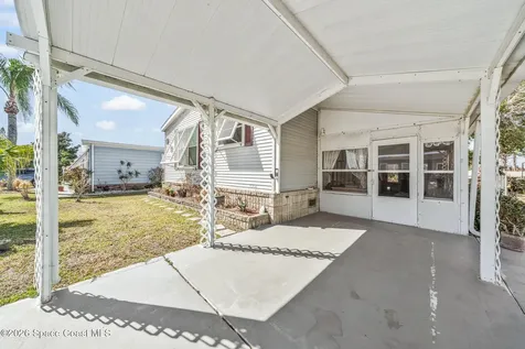 1854 Mango Street NE Palm Bay FL 32905