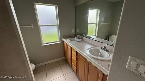 270 Aviation Avenue NE Palm Bay FL 32907