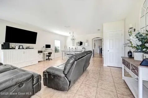 2490 Snapdragon Drive NW Palm Bay FL 32907