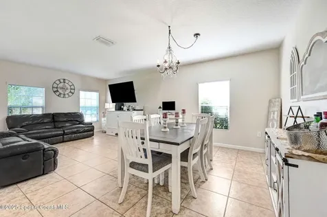 2490 Snapdragon Drive NW Palm Bay FL 32907