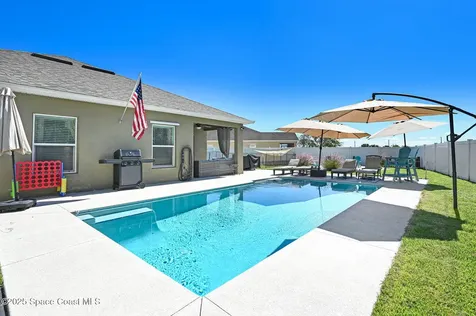 2490 Snapdragon Drive NW Palm Bay FL 32907