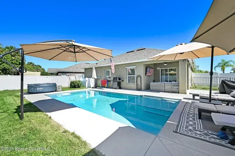 2490 Snapdragon Drive NW Palm Bay FL 32907