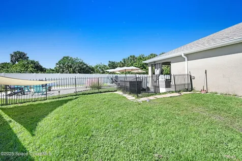 2490 Snapdragon Drive NW Palm Bay FL 32907