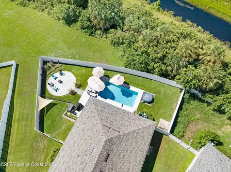 2490 Snapdragon Drive NW Palm Bay FL 32907