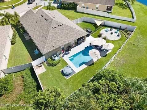 2490 Snapdragon Drive NW Palm Bay FL 32907