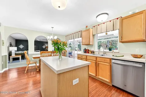 2186 Spring Creek Circle NE Palm Bay FL 32905