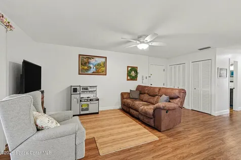9030 York Lane West Melbourne FL 32904