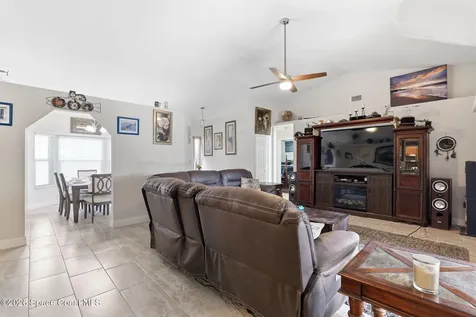 1299 Stadt Road NW Palm Bay FL 32907