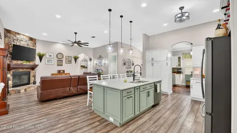 3219 Pheasant Trail Mims FL 32754