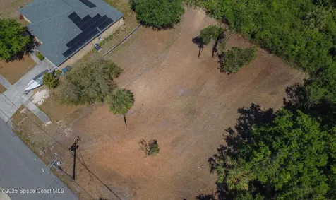 533 Hillcrest Avenue Titusville FL 32796