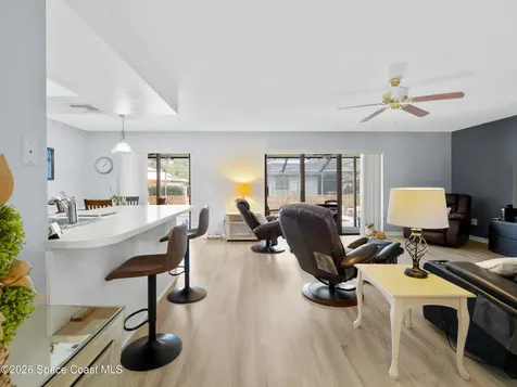1075 Mandarin Drive NE Palm Bay FL 32905