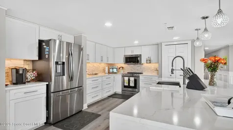 8472 Ridgewood Avenue Cape Canaveral FL 32920