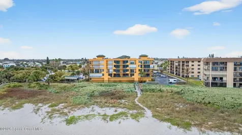 8472 Ridgewood Avenue Cape Canaveral FL 32920