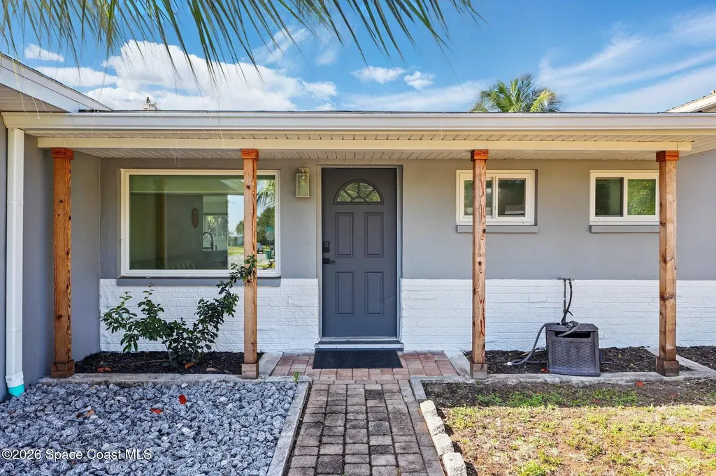 135 Richland Avenue Merritt Island FL 32953
