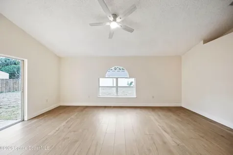 320 Wisteria Avenue NW Palm Bay FL 32907
