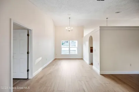 320 Wisteria Avenue NW Palm Bay FL 32907