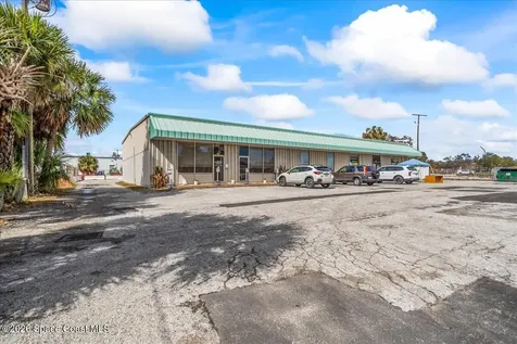 95 S Plumosa Street Merritt Island FL 32952