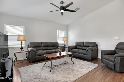 1028 Corbin Circle SW Palm Bay FL 32908
