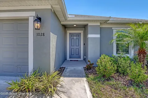 1028 Corbin Circle SW Palm Bay FL 32908
