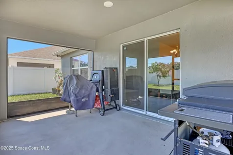 1028 Corbin Circle SW Palm Bay FL 32908