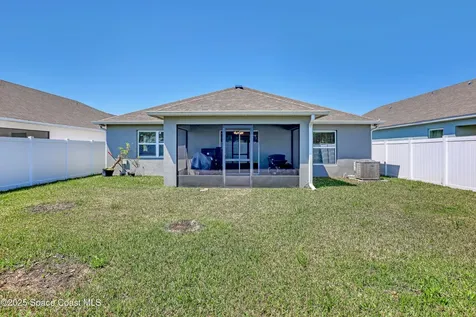 1028 Corbin Circle SW Palm Bay FL 32908