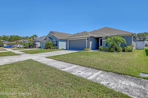 1028 Corbin Circle SW Palm Bay FL 32908