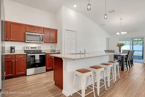 1028 Corbin Circle SW Palm Bay FL 32908