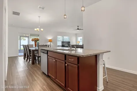 1028 Corbin Circle SW Palm Bay FL 32908
