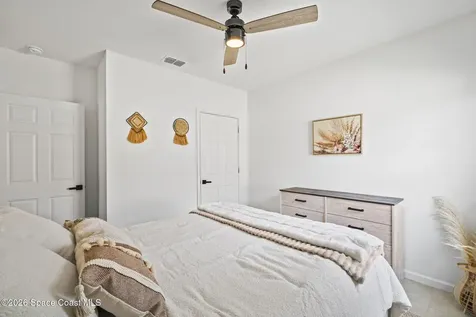 1685 Mineral Loop Drive NW Palm Bay FL 32907
