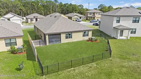 1685 Mineral Loop Drive NW Palm Bay FL 32907