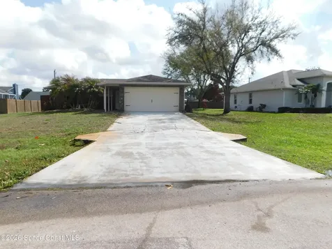 1241 Ashland Avenue SE Palm Bay FL 32909