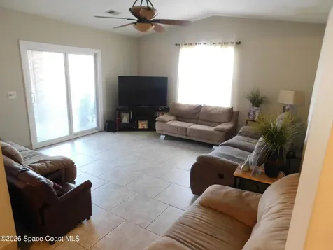 1241 Ashland Avenue SE Palm Bay FL 32909