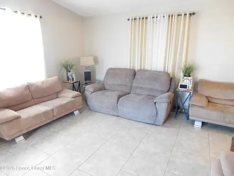1241 Ashland Avenue SE Palm Bay FL 32909