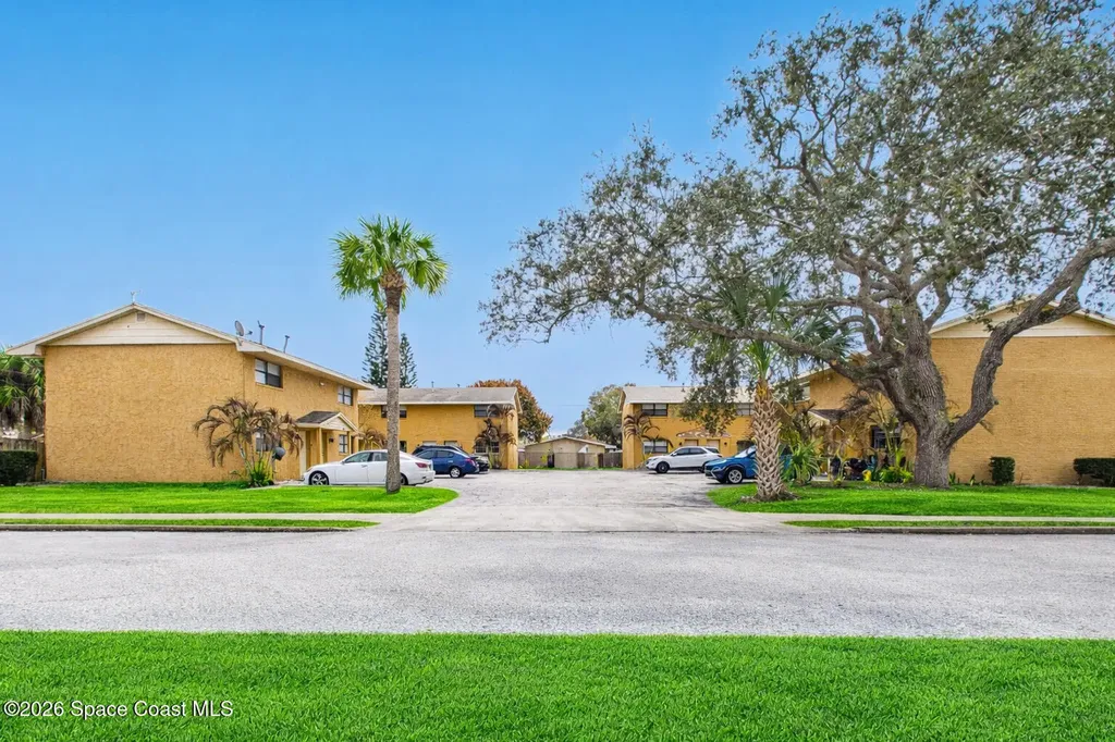25 Elton Street Melbourne FL 32935