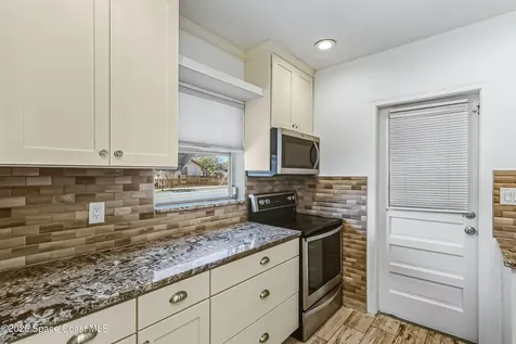 1811 Hickory Street Melbourne FL 32901