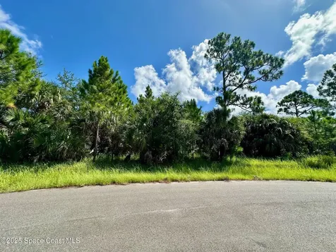 101 Lafleur Street SW Palm Bay FL 32908