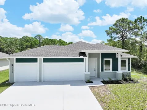 371 Halloran Street SE Palm Bay FL 32909
