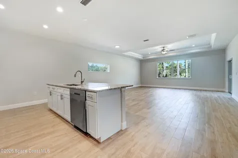 371 Halloran Street SE Palm Bay FL 32909