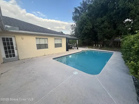 823 Hunters Creek Drive Melbourne FL 32904