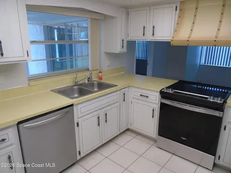 450 Roosevelt Avenue Satellite Beach FL 32937