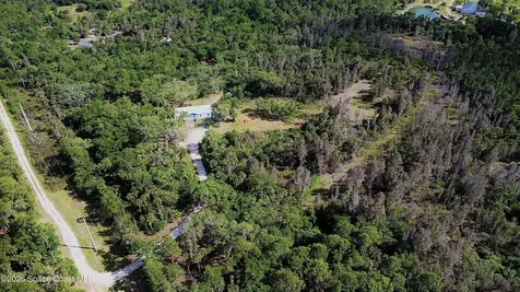 9175 Freedom Road Mims FL 32754