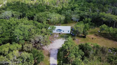 9175 Freedom Road Mims FL 32754