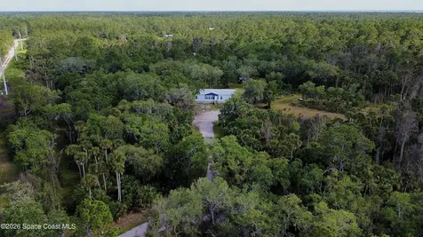 9175 Freedom Road Mims FL 32754