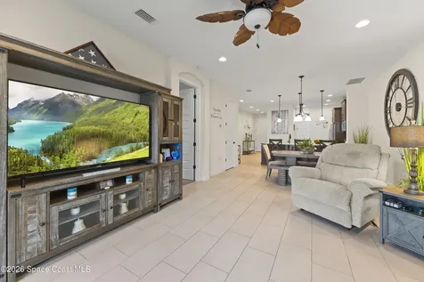 8263 Loren Cove Drive Melbourne FL 32940
