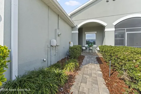 8263 Loren Cove Drive Melbourne FL 32940