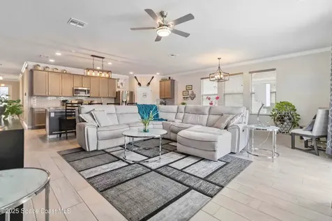 553 Cooper Court SW Palm Bay FL 32908