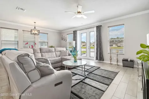 553 Cooper Court SW Palm Bay FL 32908