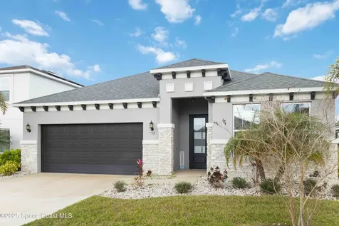 553 Cooper Court SW Palm Bay FL 32908