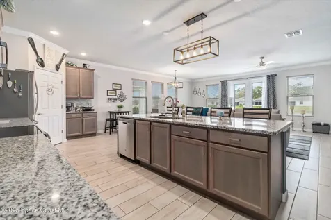 553 Cooper Court SW Palm Bay FL 32908